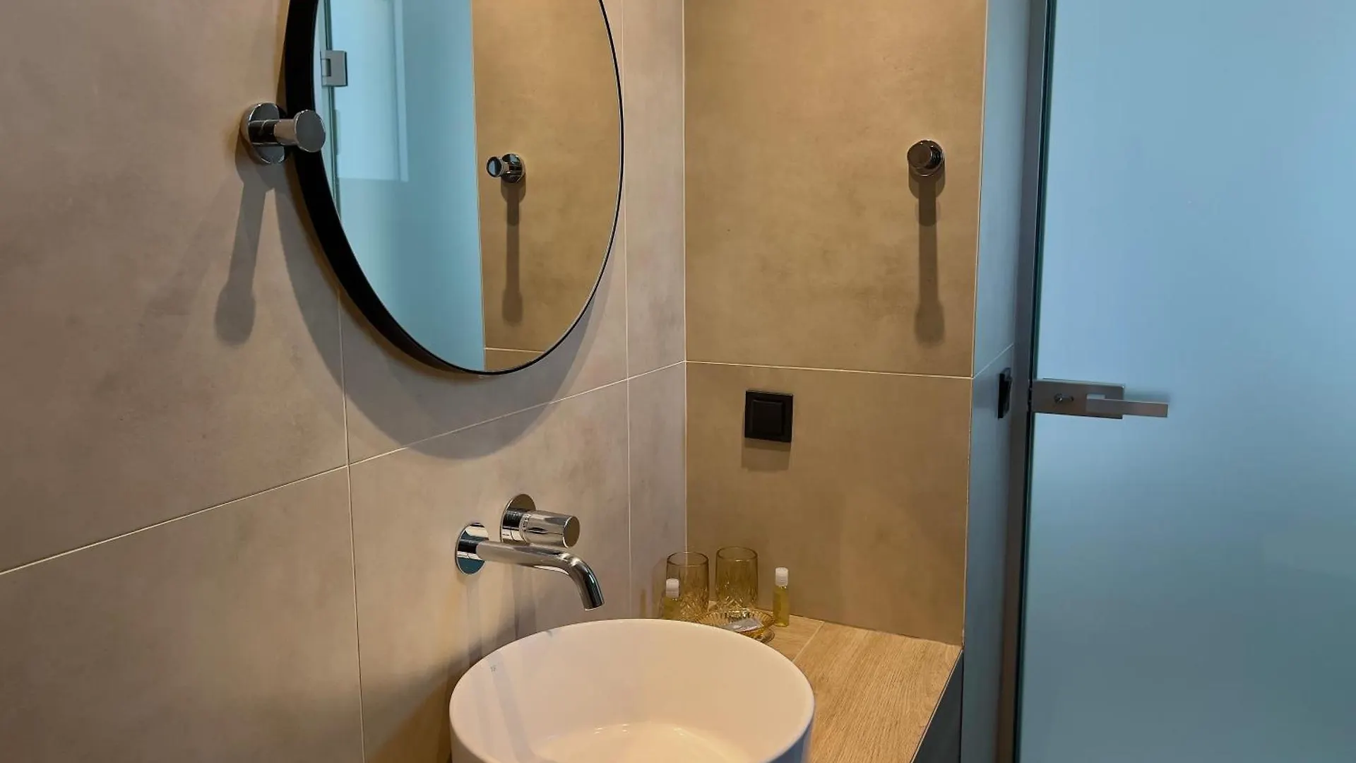 Eleonas Suites Σάρτη